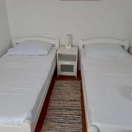 Appartamento With Parking Space Cizici, Krk - 15415 *